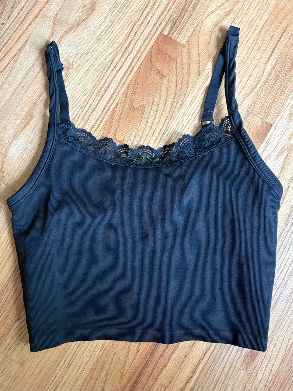 aerie XL Black Ribbed Lace-Trim Cropped Cami with built in bra